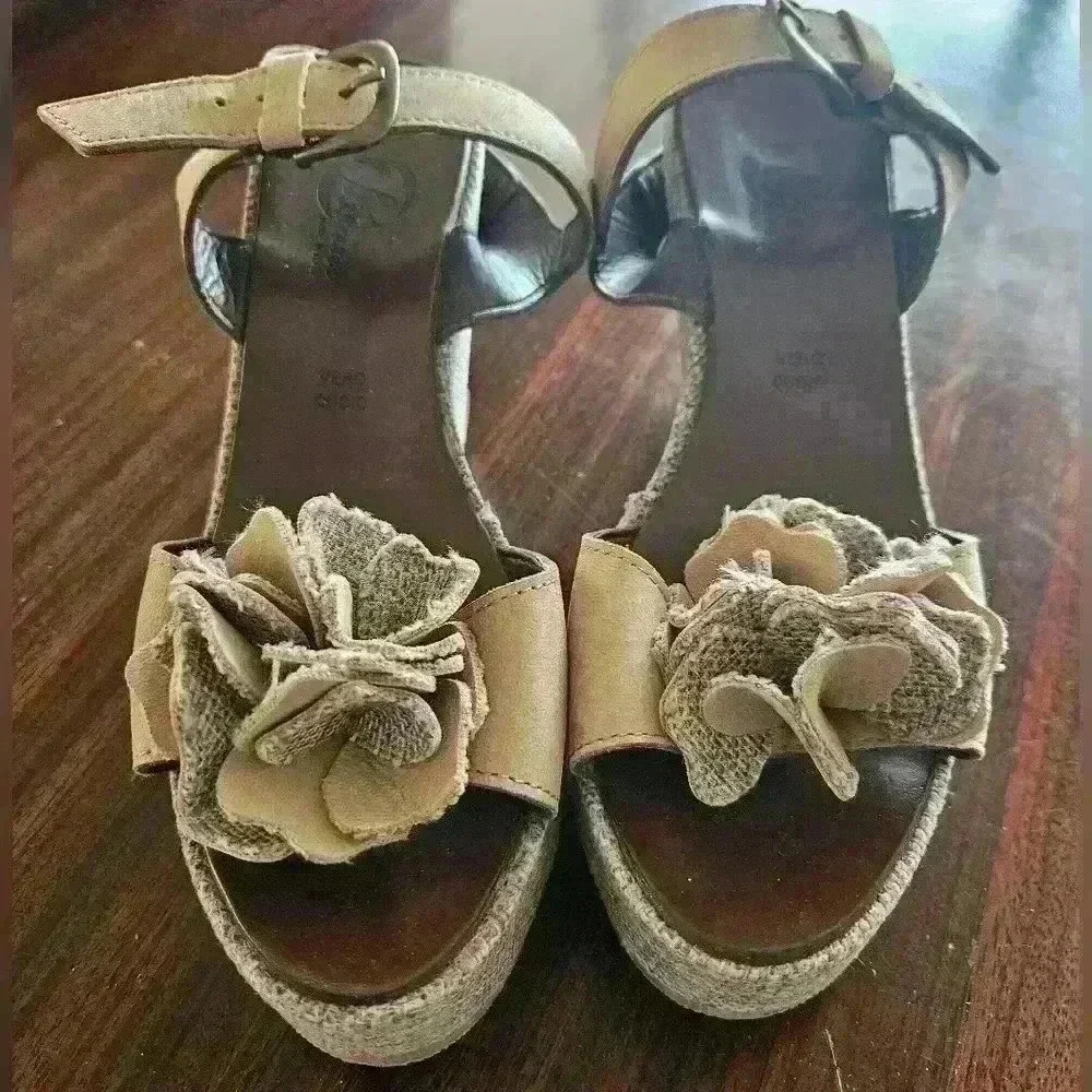 Bata Tan Leather Ankle Strap Linen covered Platform Wedge Sandal Size EU 36 US 6